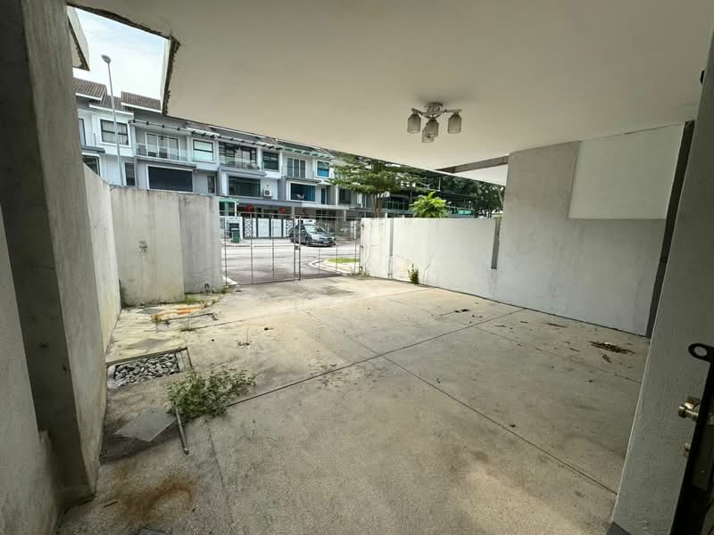 Dale, Lake Fields untuk Untuk Dijual - RM 1,300,000, Mac 2026 - Exterior - PropertyGuru.com.my
