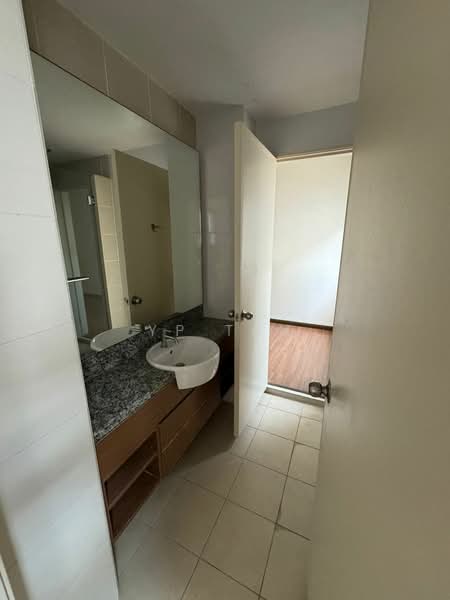 Dale, Lake Fields untuk Untuk Dijual - RM 1,300,000, Mac 2026 - Bathroom - PropertyGuru.com.my