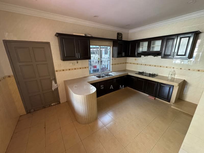 Cluster House for Sale in Kota Emerald (Rawang) - CK Sam - Kitchen - PropertyGuru.com.my