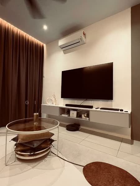 Condominium for Sale at Platinum Splendor Residence - Gilbert Hor - Living Room - PropertyGuru.com.my