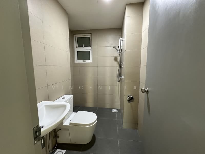 Servis Apartment untuk Dijual di TR Residence - Vincent Lau - Bathroom - PropertyGuru.com.my