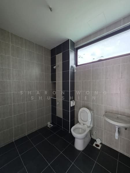 2-storey Terraced House for Sale in Taman Austin Duta (Tebrau) - Sharon Wong Shu Shien - Bathroom - PropertyGuru.com.my