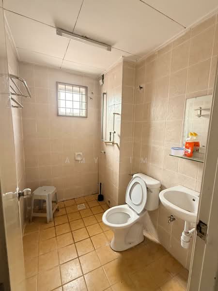 Rumah Teres untuk Dijual di Puchong (Selangor) - Amy Lim - Bathroom - PropertyGuru.com.my