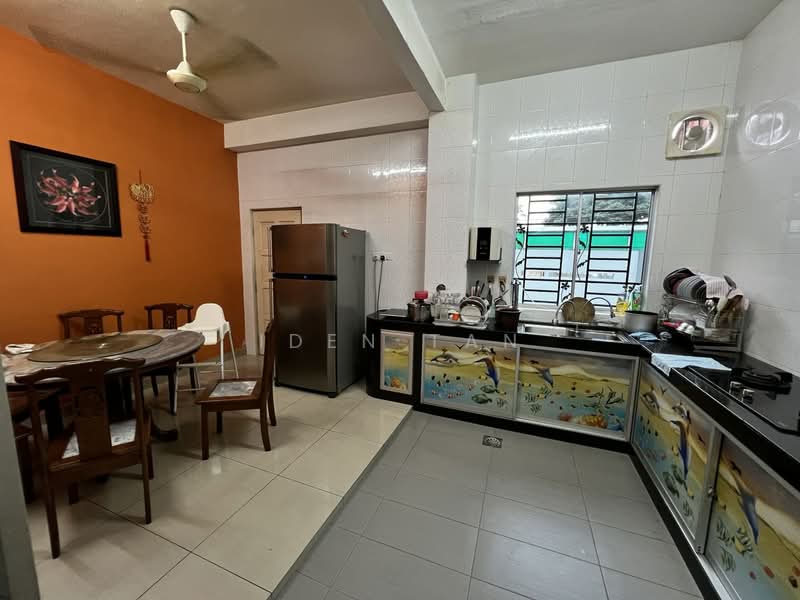 Ehsan Jaya Ehsans Jayas untuk Untuk Dijual - RM 820,000, Mac 2026 - Kitchen - PropertyGuru.com.my