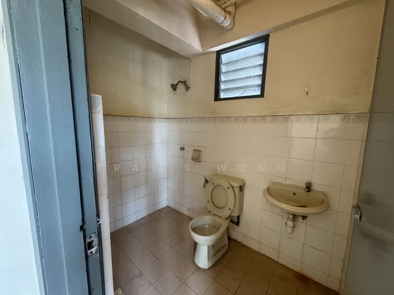 Tasik Heights Apartment untuk Untuk Dijual - RM 290,000, Mac 2026 - Bathroom - PropertyGuru.com.my