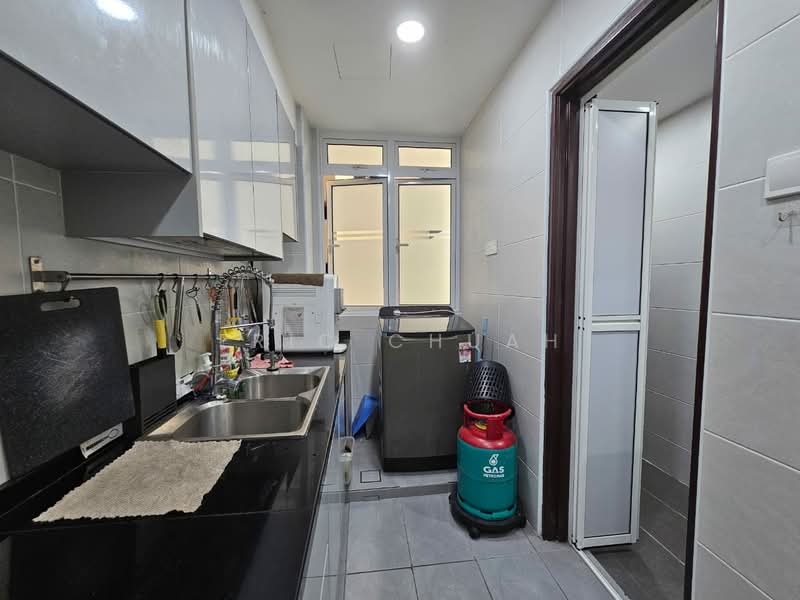 Service Residence for Rent at KSL Residence @ Daya - Eric Chuah - Kitchen - PropertyGuru.com.my
