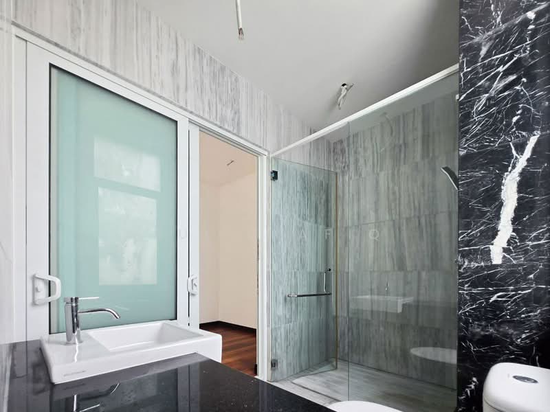 Link Bungalow for Sale in Taman Melawati (Ulu Kelang) - Zul Syafiq - Bathroom - PropertyGuru.com.my