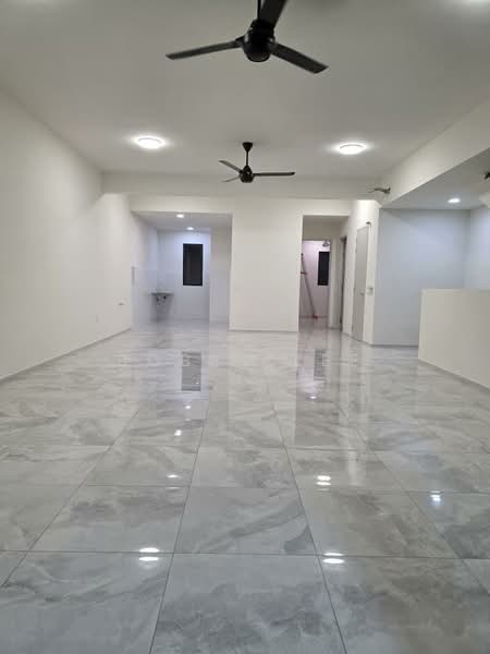 Jia - Hayat Villa untuk Untuk Disewa - RM 5,300 /bulan, Mac 2026 - Living Room - PropertyGuru.com.my