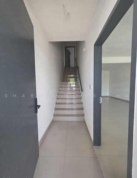 2-storey Terraced House for Sale in Bandar Dato Onn (Tebrau) - Sharon Wong Shu Shien - Corridor - PropertyGuru.com.my