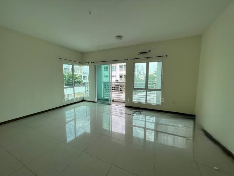 Tiger Lane 2.5 Storey Semi D Freehold For Sale untuk Untuk Dijual - RM 990,000, Mac 2026 - Living Room - PropertyGuru.com.my