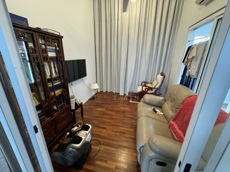 Rumah Teres untuk Dijual di Taman Tasik Damai (Sungai Besi) - YP Tan - Living Room - PropertyGuru.com.my