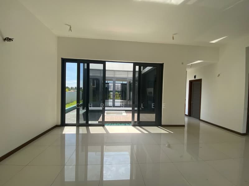 Rumah Banglo untuk Dijual di Eco Sanctuary (Telok Panglima Garang) - Chris Lee - Living Room - PropertyGuru.com.my