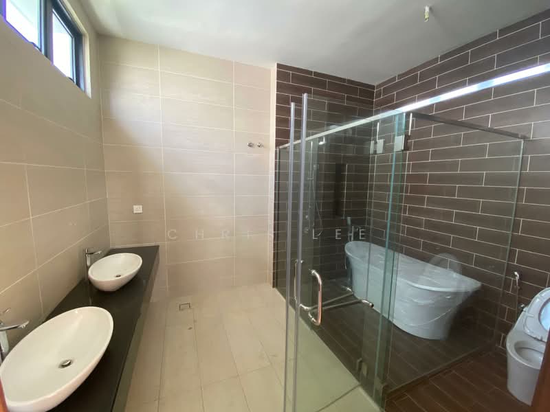 Rumah Banglo untuk Dijual di Eco Sanctuary (Telok Panglima Garang) - Chris Lee - Bathroom - PropertyGuru.com.my