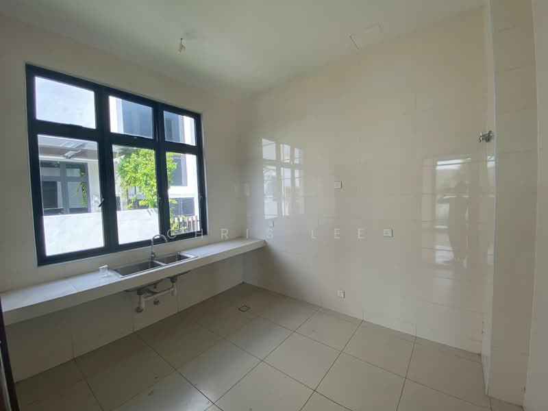 Rumah Banglo untuk Dijual di Eco Sanctuary (Telok Panglima Garang) - Chris Lee - Kitchen - PropertyGuru.com.my