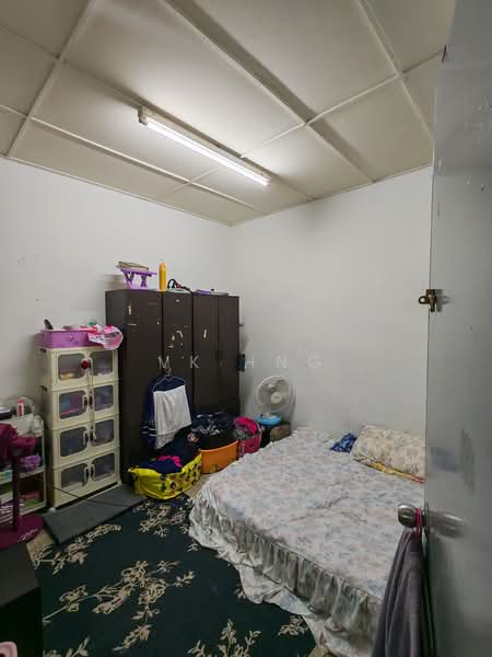 1-storey Terraced House for Sale in Taman Pasir Putih (Pasir Gudang) - VK Hng - Bedroom - PropertyGuru.com.my