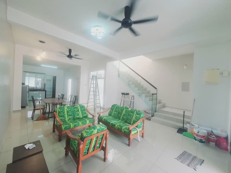 Country Villas Resort untuk Untuk Dijual - RM 498,000, Mac 2026 - Living Room - PropertyGuru.com.my