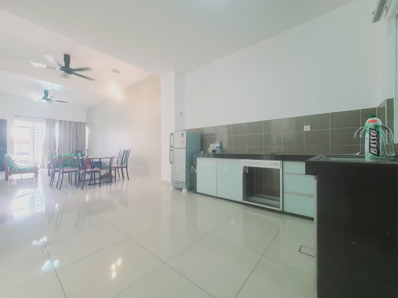 Country Villas Resort untuk Untuk Dijual - RM 498,000, Mac 2026 - Kitchen - PropertyGuru.com.my