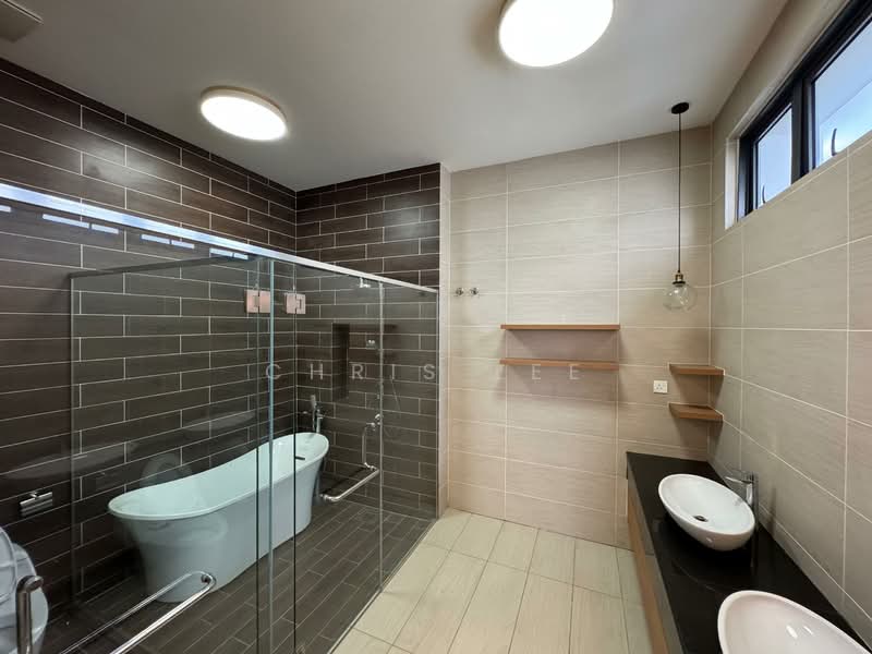 Bungalow for Sale in Telok Panglima Garang (Selangor) - Chris Lee - Bathroom - PropertyGuru.com.my