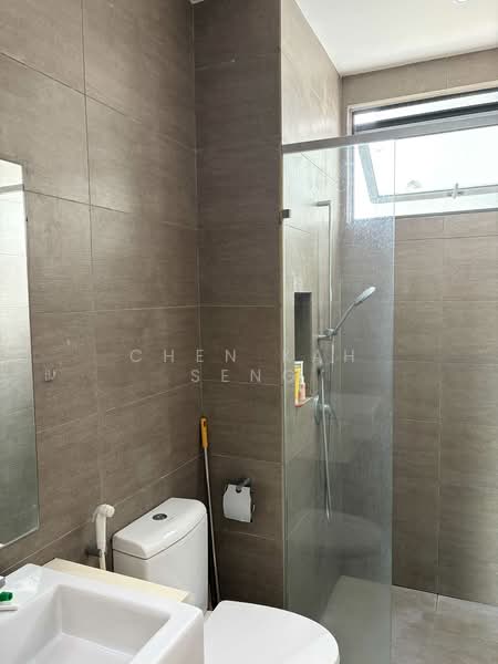Service Residence for Sale at Citizen @ Old Klang Road - Chen Kah Seng - Bathroom - PropertyGuru.com.my