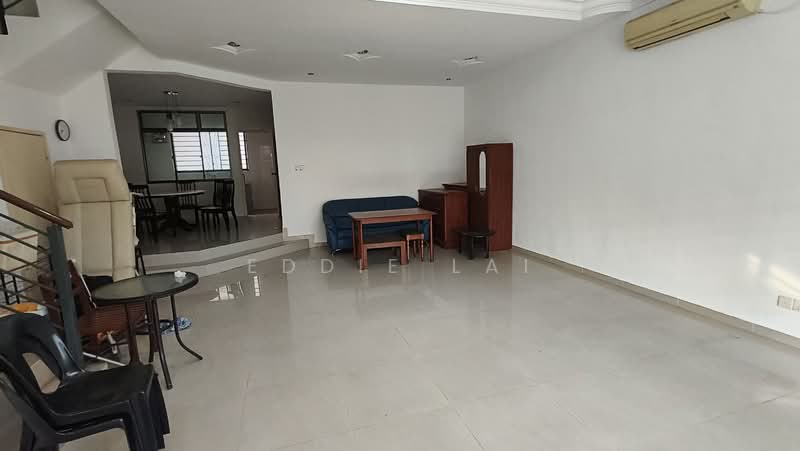 2-storey Terraced House for Sale in Taman Skudai Ria (Skudai) - Eddie Lai - Living Room - PropertyGuru.com.my