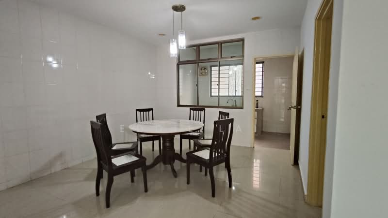 2-storey Terraced House for Sale in Taman Skudai Ria (Skudai) - Eddie Lai - Dining Room - PropertyGuru.com.my