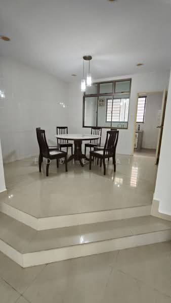 2-storey Terraced House for Sale in Taman Skudai Ria (Skudai) - Eddie Lai - Dining Room - PropertyGuru.com.my