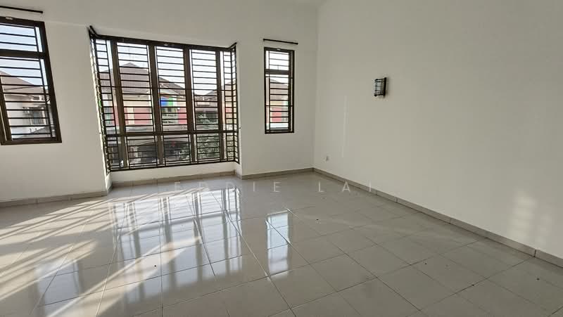 2-storey Terraced House for Sale in Taman Skudai Ria (Skudai) - Eddie Lai - Living Room - PropertyGuru.com.my