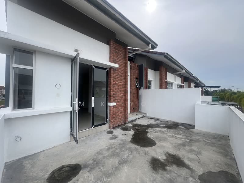 2-storey Terraced House for Sale in Bandar Rimbayu (Telok Panglima Garang) - Miki You - Exterior - PropertyGuru.com.my