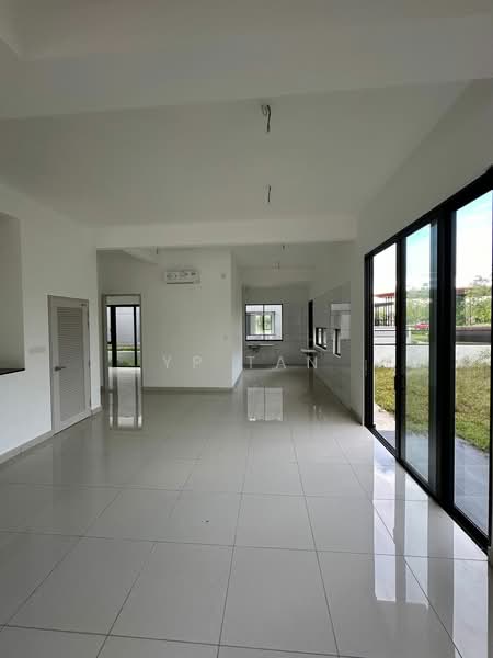 2-storey Terraced House for Sale in Telok Panglima Garang (Selangor) - YP Tan - Living Room - PropertyGuru.com.my