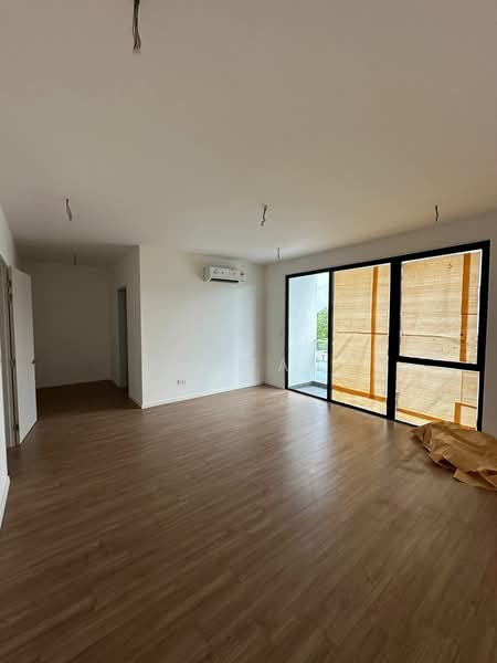 2-storey Terraced House for Sale in Telok Panglima Garang (Selangor) - YP Tan - Living Room - PropertyGuru.com.my