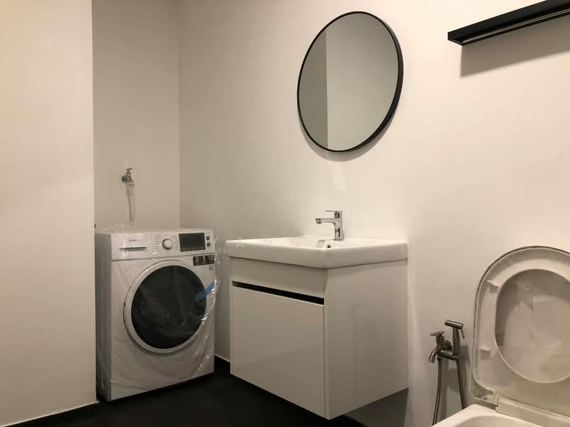 Service Residence for Sale at UNA Serviced Apartment - Yang . - Bathroom - PropertyGuru.com.my