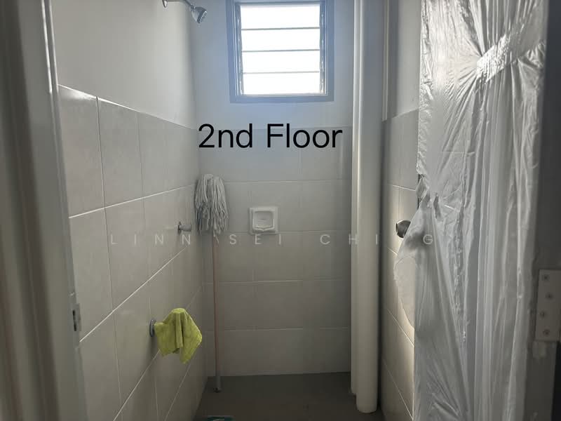 Shop / Office for Rent in Bukit Rambai (Melaka) - Linn Sei Ching - Bathroom - PropertyGuru.com.my