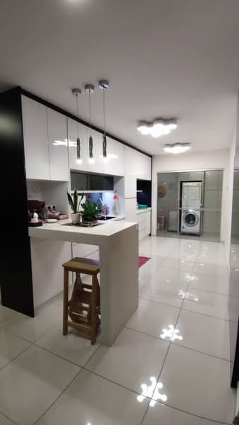 Dale, Lake Fields untuk Untuk Dijual - RM 1,900,000, Mac 2026 - Kitchen - PropertyGuru.com.my