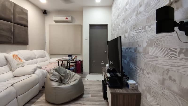 Dale, Lake Fields untuk Untuk Dijual - RM 1,900,000, Mac 2026 - Living Room - PropertyGuru.com.my