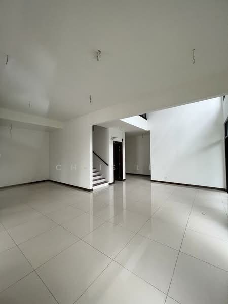 Rumah Berkembar untuk Dijual di Telok Panglima Garang (Selangor) - Chris Lee - Interior - PropertyGuru.com.my