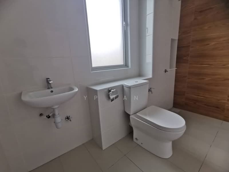 Eco Forest: Hazelton (Phase 3 & 5) untuk Untuk Dijual - RM 930,000, Mac 2026 - Bathroom - PropertyGuru.com.my