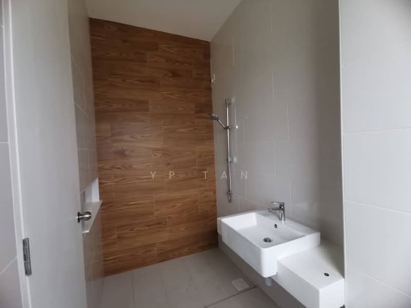 Eco Forest: Hazelton (Phase 3 & 5) untuk Untuk Dijual - RM 930,000, Mac 2026 - Bathroom - PropertyGuru.com.my