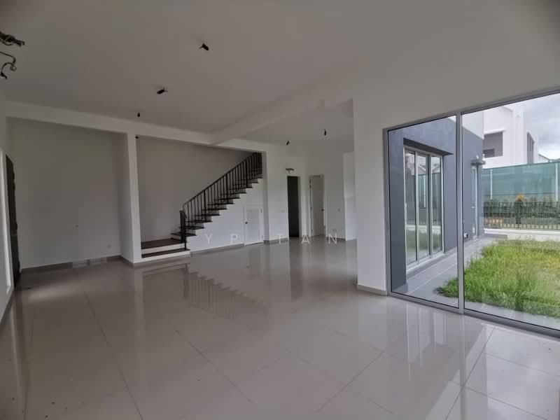 Eco Forest: Hazelton (Phase 3 & 5) untuk Untuk Dijual - RM 930,000, Mac 2026 - Living Room - PropertyGuru.com.my