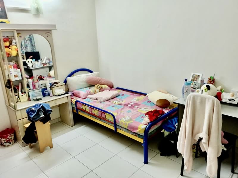 Taman Sri Putri untuk Untuk Dijual - RM 558,000, Mac 2026 - Bedroom - PropertyGuru.com.my