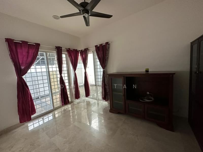 Corner Lot Bungalow Evergreen Jacaranda Garden Residence, Cyberjaya untuk Untuk Dijual - RM 2,500,000, Mac 2026 - Living Room - PropertyGuru.com.my