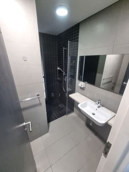 Condominium for Sale at The Breezeway - Jessie Kee - Bathroom - PropertyGuru.com.my