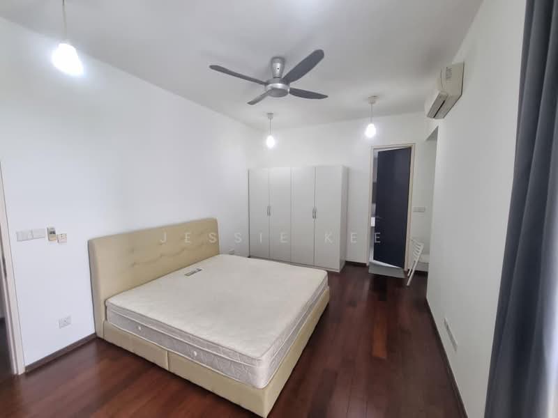 Condominium for Sale at The Breezeway - Jessie Kee - Bedroom - PropertyGuru.com.my
