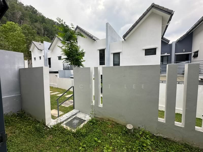 Semi-Detached House for Rent in Ampang (Selangor) - Vincent Lee - Exterior - PropertyGuru.com.my