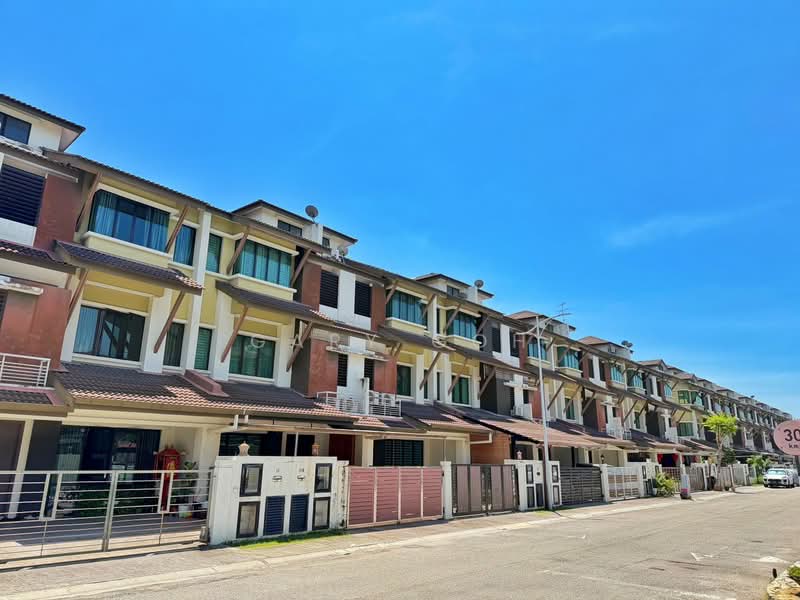 Rumah Teres 3 Tingkat untuk Dijual di Bandar Bayan Bahru (Bayan Lepas) - Gary Goh - PropertyGuru.com.my