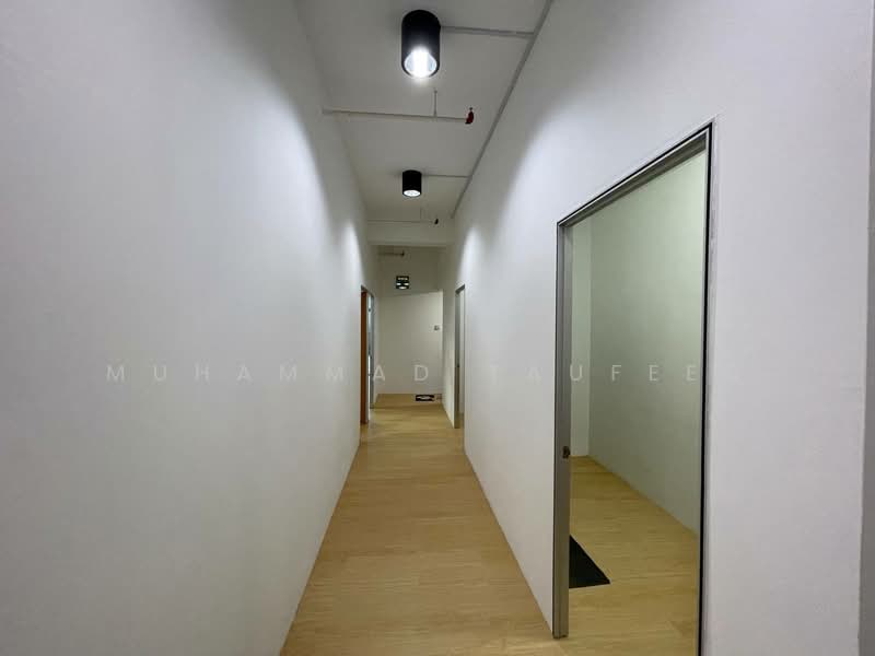 Kenwingston Business Centre untuk Untuk Disewa - RM 2,899 /bulan, Apr 2026 - Corridor - PropertyGuru.com.my