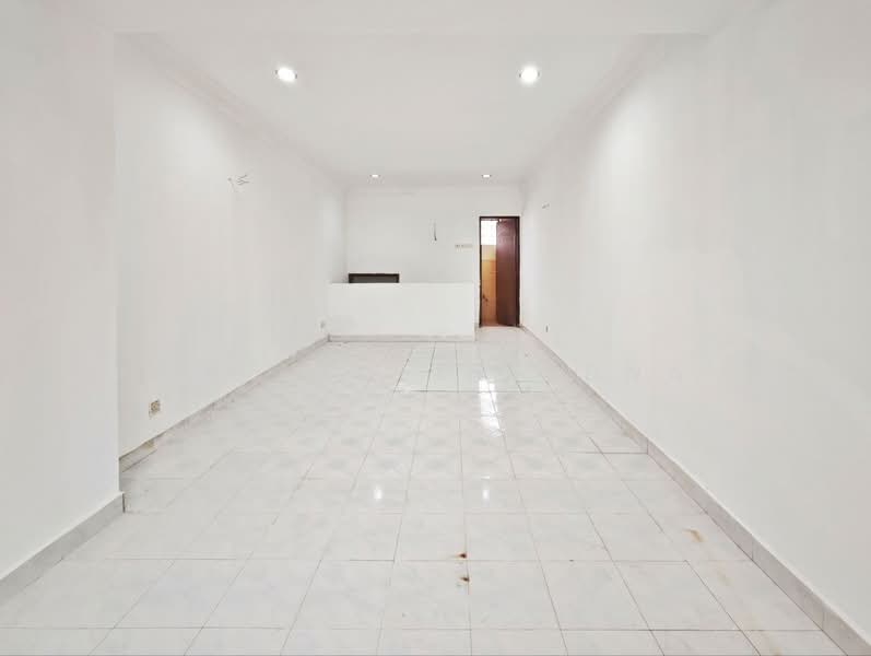 1.5-storey Terraced House for Sale in Seksyen 28 (Shah Alam) - Nor Azdlin Adnan - Room 4 - PropertyGuru.com.my