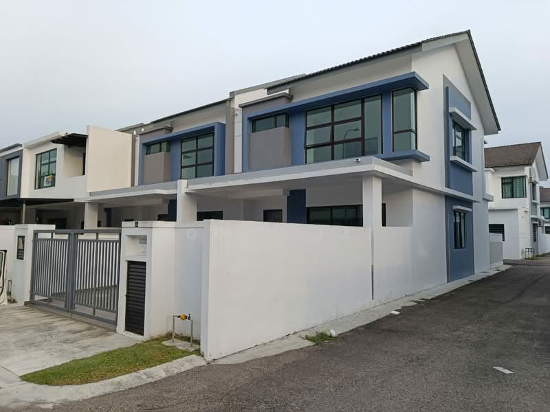 2-storey Terraced House for Sale in Taman Austin Duta (Tebrau) - Tommy Tai - Exterior - PropertyGuru.com.my