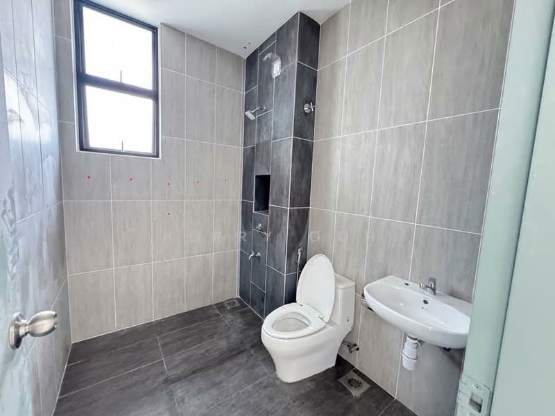 2-storey Terraced House for Sale in Permas Jaya (Johor) - Herry Goh - Bathroom - PropertyGuru.com.my