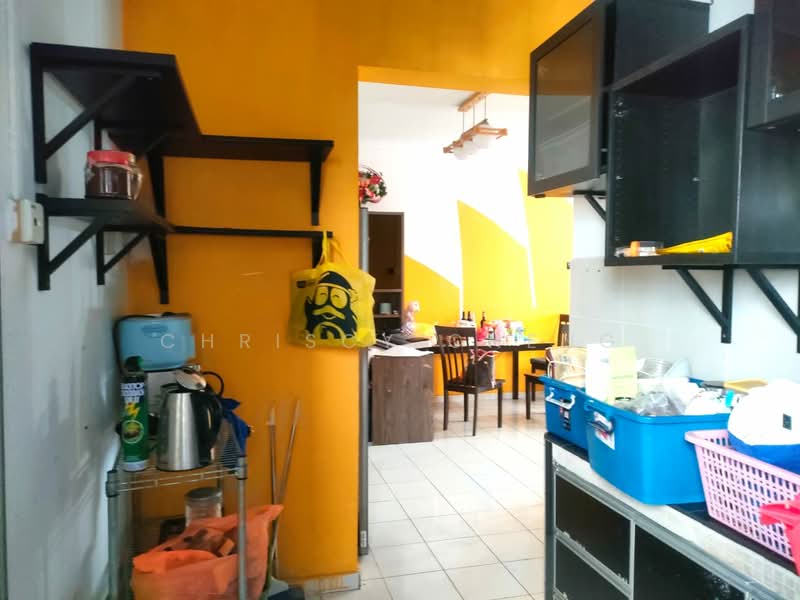 Molek Ria untuk Untuk Disewa - RM 1,600 /bulan, Mac 2026 - Kitchen - PropertyGuru.com.my