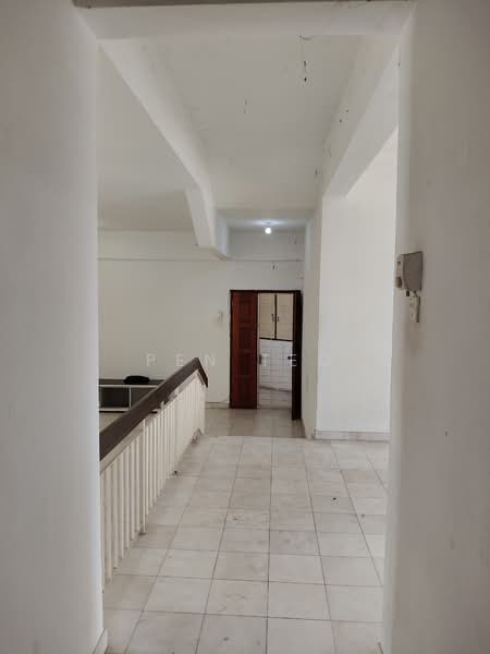 Bangunan Anson (Anson Apartment) untuk Untuk Disewa - RM 1,600 /bulan, Mac 2026 - Corridor - PropertyGuru.com.my